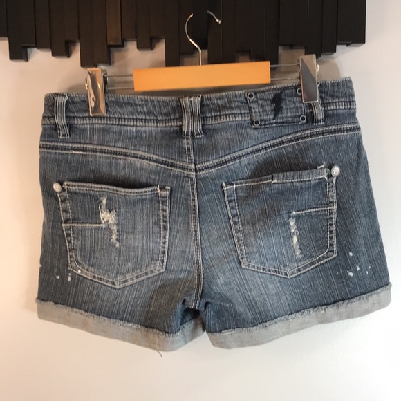 Jolt Denim Shorts Size 11 - Picture 6 of 9